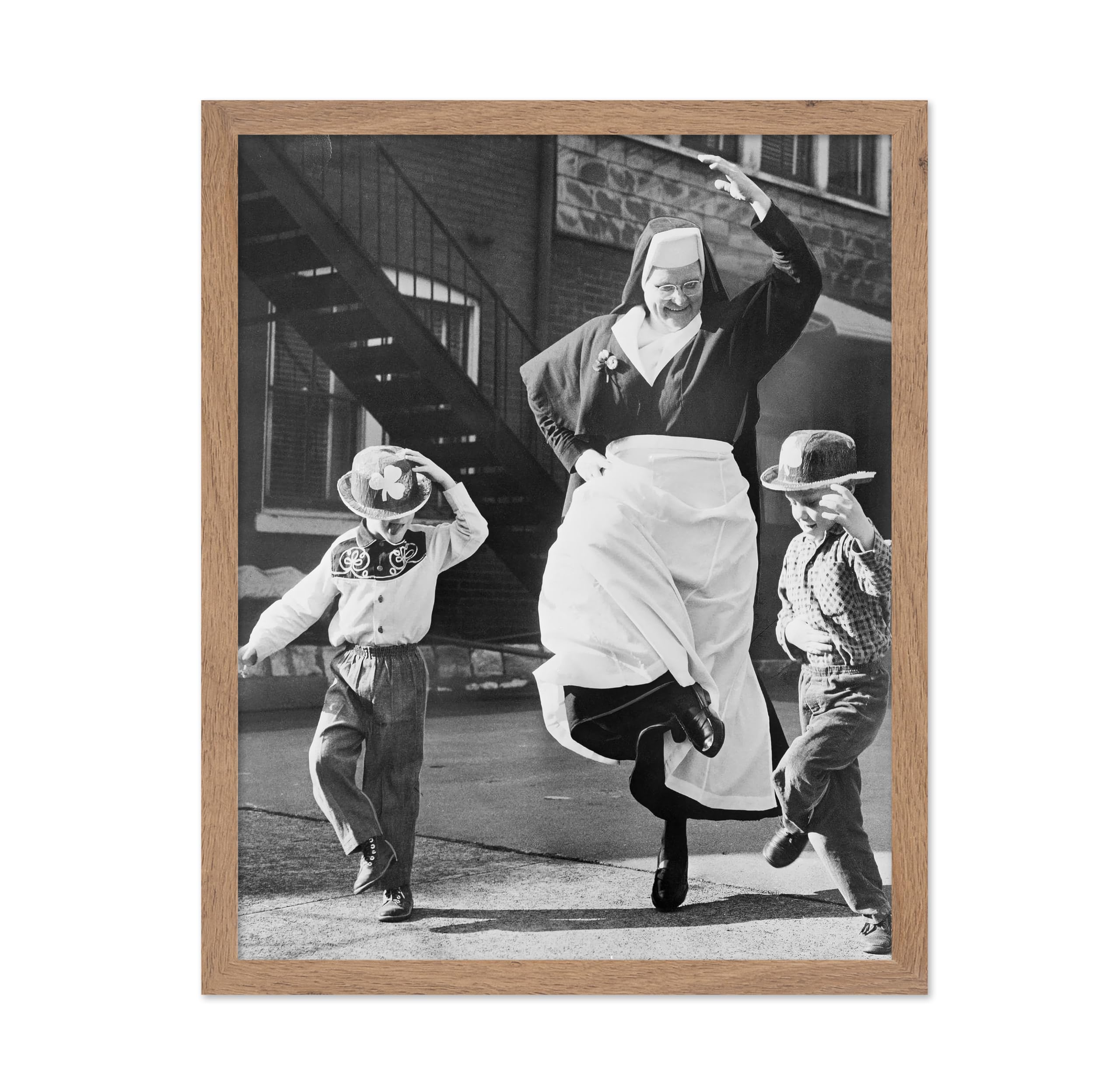 Poster Master Vintage Photograph Poster - Retro Funny Print - Gift for Artist, Friend - Play Golf Free, While Having Your Suit Pressed, Men - Wall Decor for Home, Office, 16x20 Beige Framed