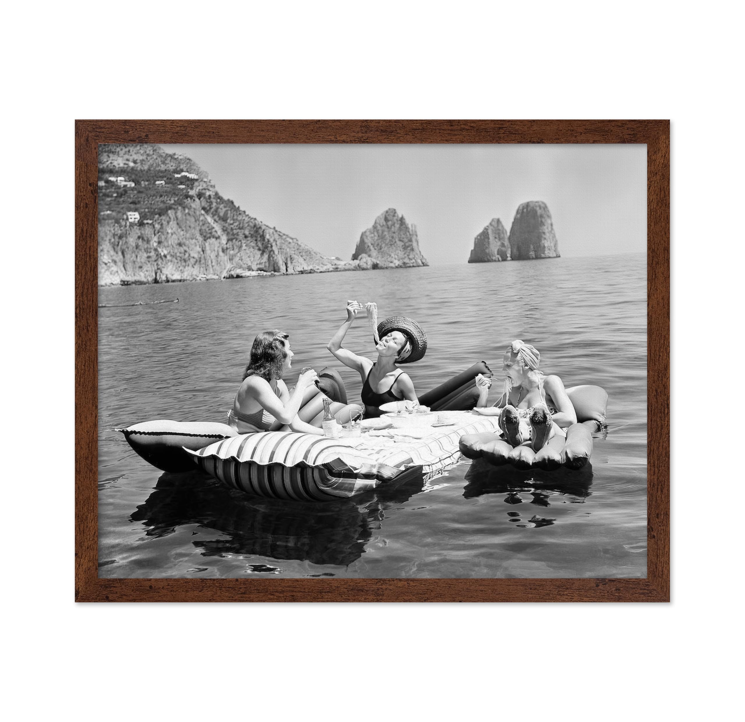 Poster Master Vintage Photograph Poster - Retro Funny Print - Gift for Artist, Friend - Play Golf Free, While Having Your Suit Pressed, Men - Wall Decor for Home, Office, 16x20 Beige Framed